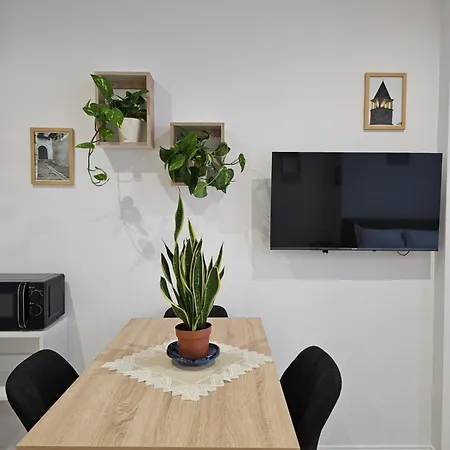 Apartment's Center Aquilo Tiran